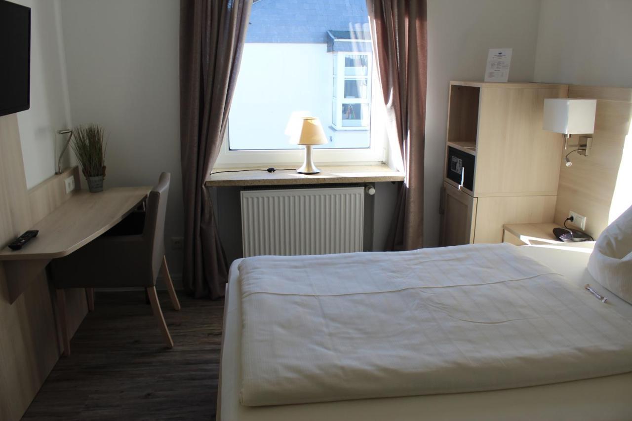 Hotel Sonnenklause Lubeck Bagian luar foto