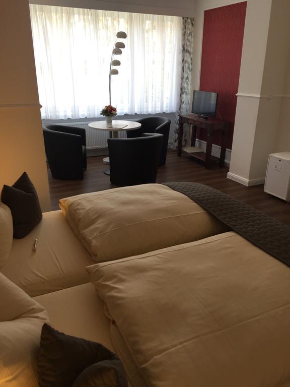 Hotel Sonnenklause Lubeck Bagian luar foto