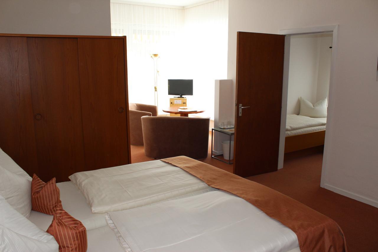 Hotel Sonnenklause Lubeck Bagian luar foto